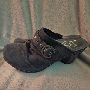 Dansko Nadine Suede Buckle Heeled Mule, size 40 in black